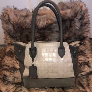 Guess - Gray Purse